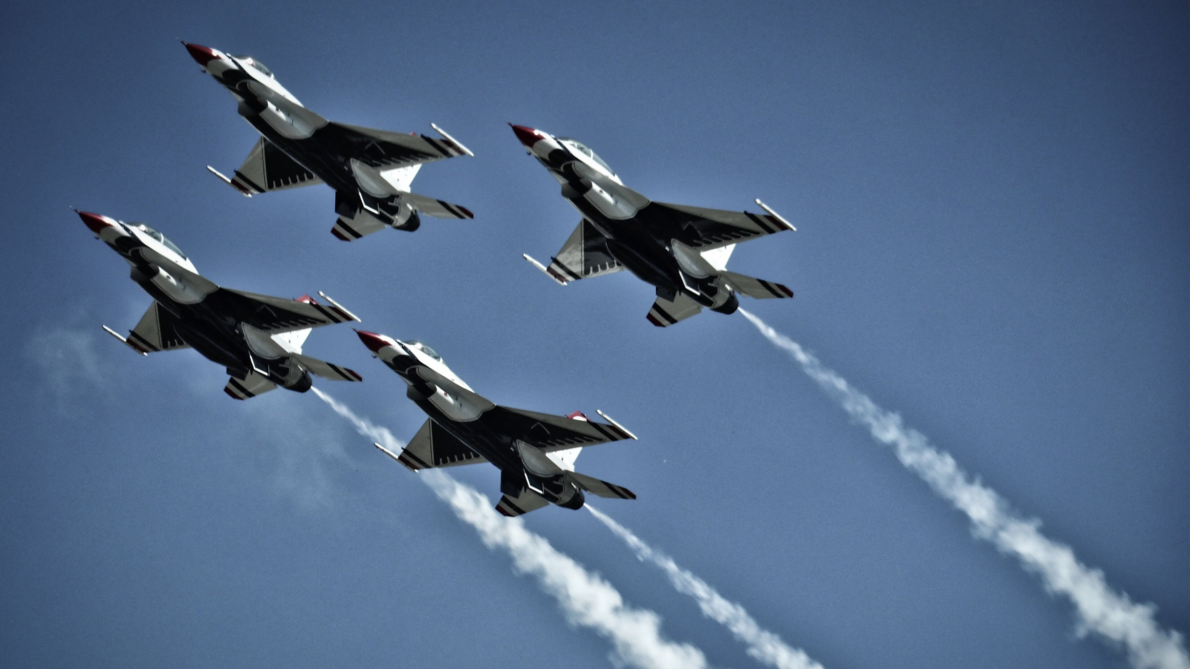 AYX体育-巴列卡诺惊险取胜，保持不败纪录，巴列卡诺在马德里哪