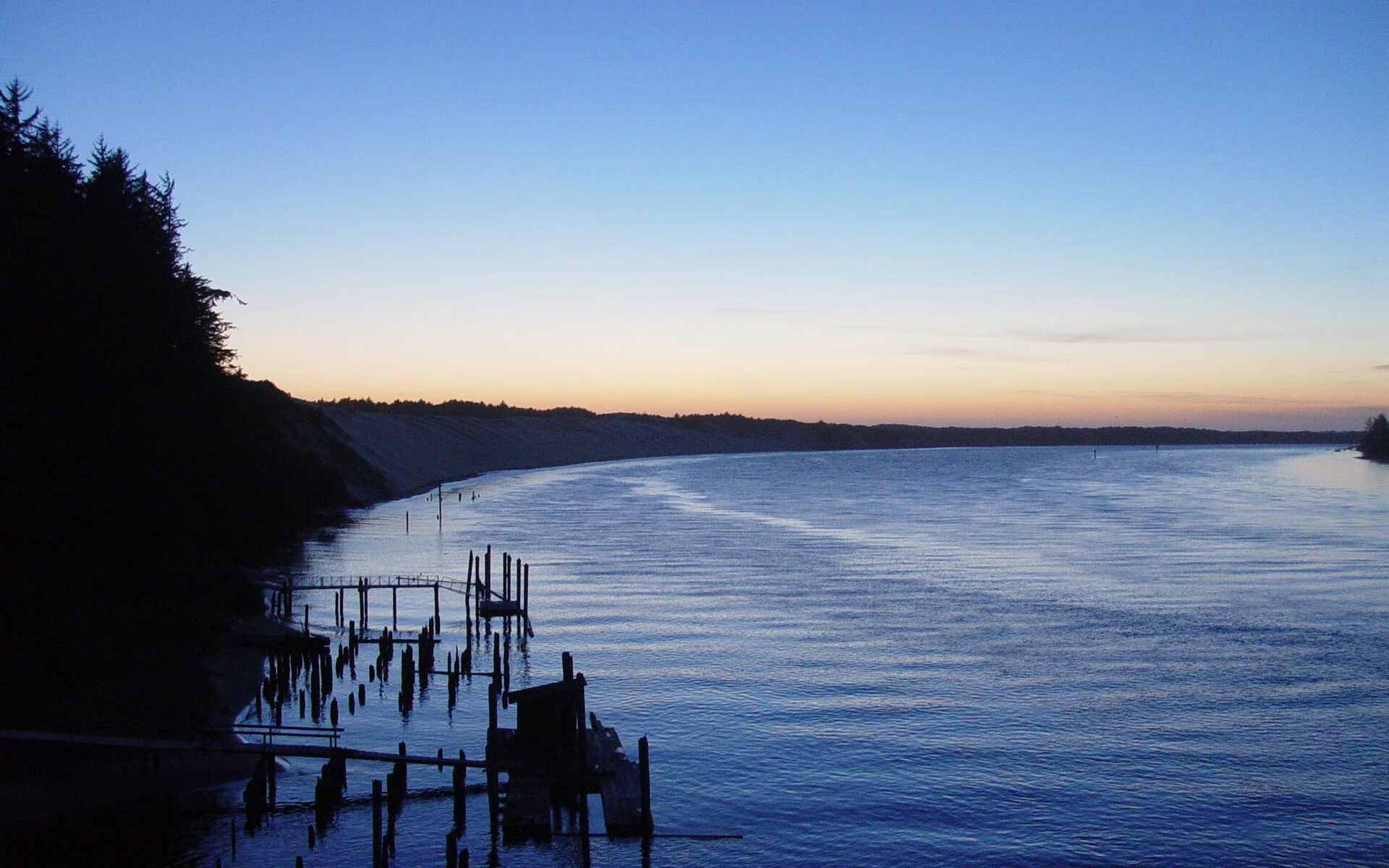 热刺遭遇桑德兰绝杀,英超积分榜上表现不尽如意,英超冠军热刺