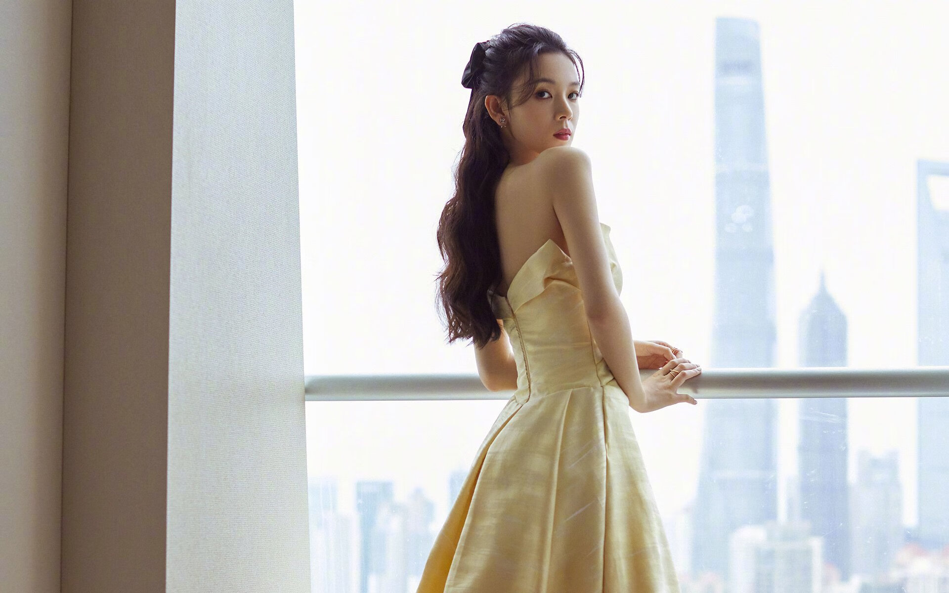 西甲裁判沟通语言对球队犯规倾向引导的间接影响研究,西甲裁判服装