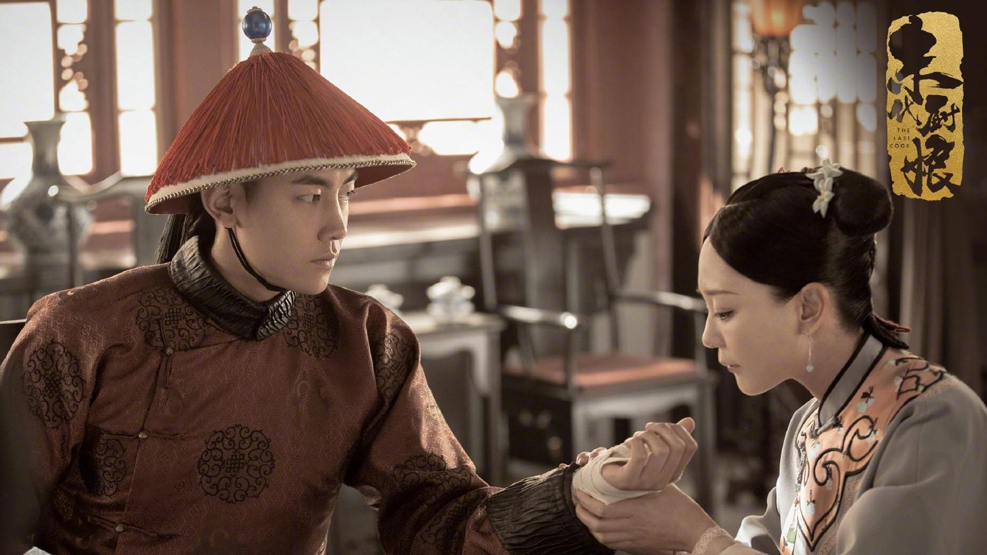 “腰旗美式橄榄球:东部新区赛场成全民热议的运动话题”