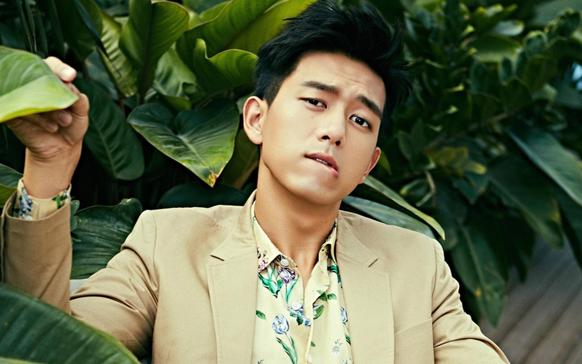 五大联赛是否广泛使用战术地图复盘跑位密度,五大联赛场地大小