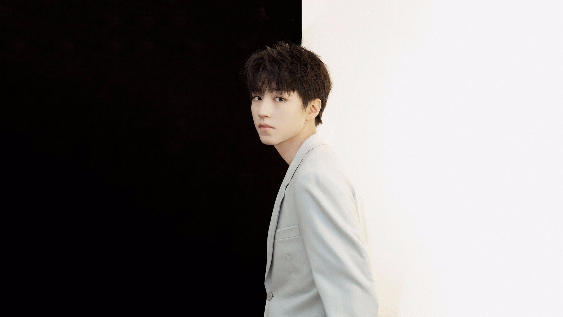 男子仰泳项目再现黑马,男子仰泳决赛