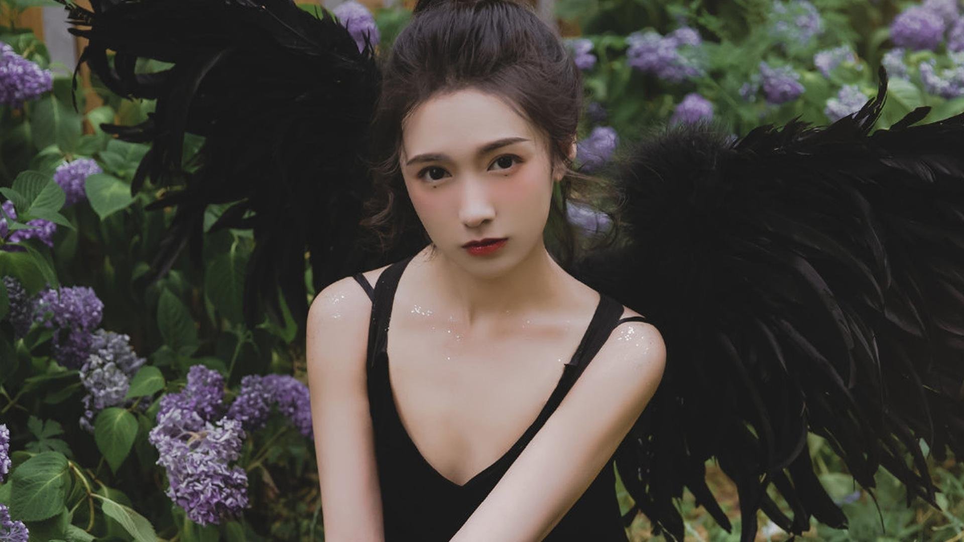 拉文转换进攻中率先得分展现速度优势,拉文有q4战术吗