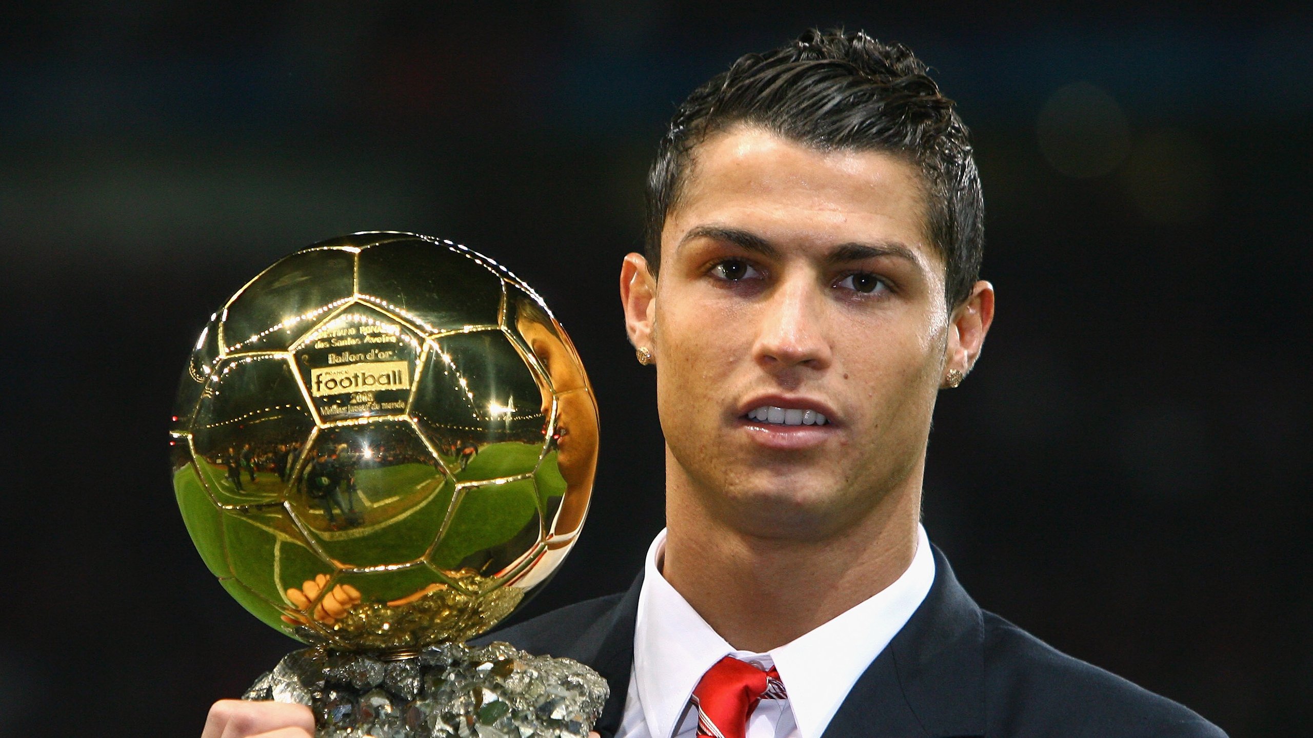 《电竞迷的梦想：打造属于自己的专属电竞基地》，电竞1∨1hh