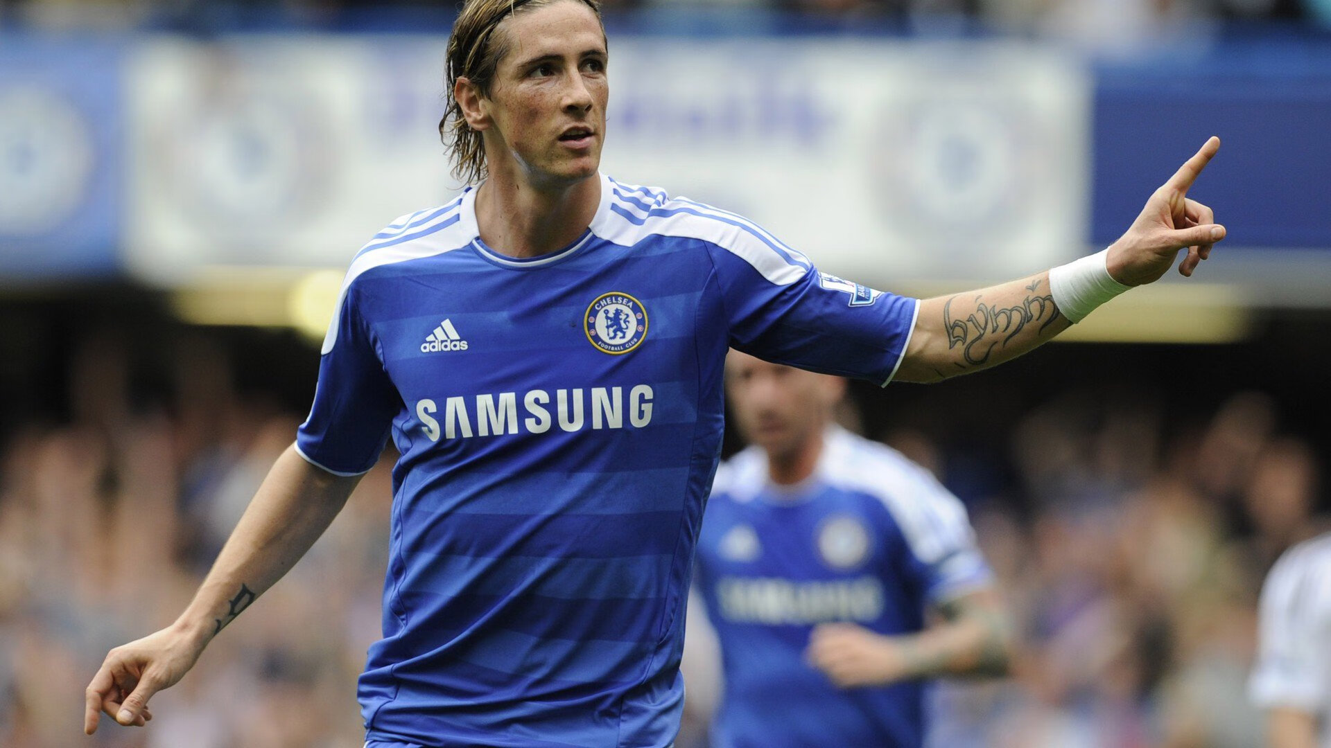 米兰两队的高压逼抢战术对练习中的优势